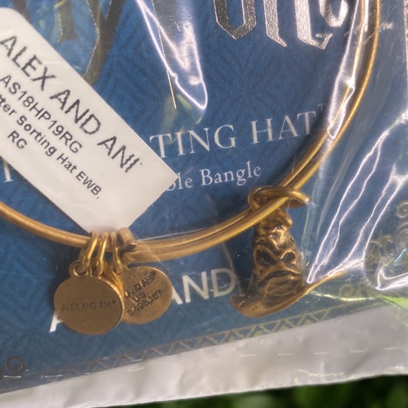 Alex and Ani Harry Potter Hogwarts Sorting Hat Adjustable Gold Tone Bangle 🧙♀️ - Picture 6 of 10